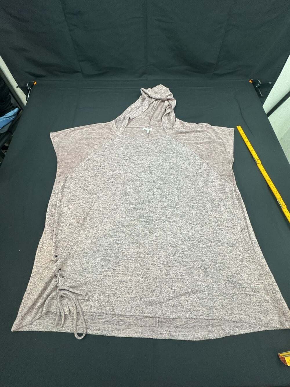 Maurices Hooded Top Size 3 Heather Gray Short Sleeve Side Cinch